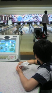 �{�[�����O