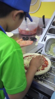 �s�U�̌��\�E��