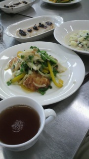 ����������